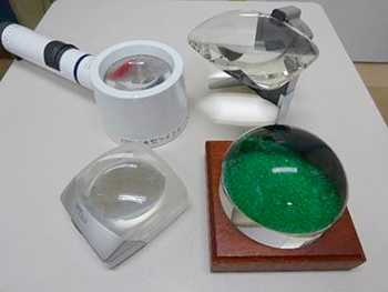 置き型拡大鏡ルーペの画像